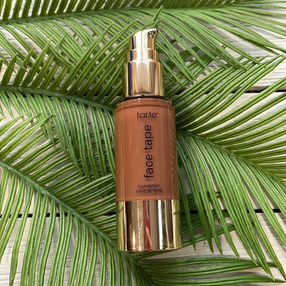 NIB Tarte Face Tape Vegan Foundation in Rich Sand